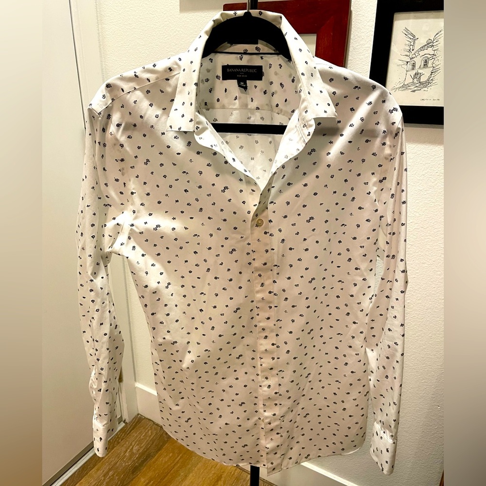 Banana Republic Button Down Dress Shirt